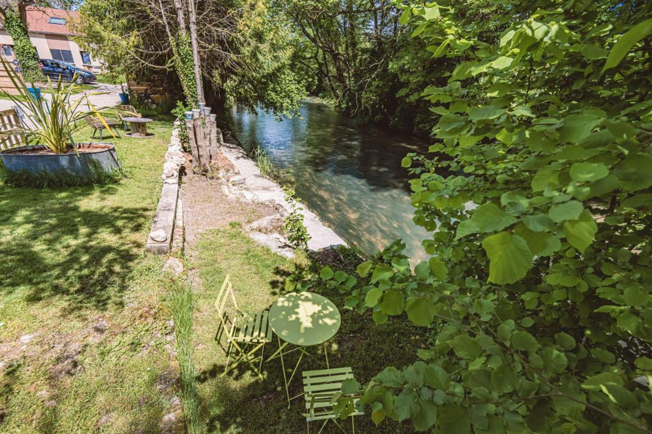 Gites Serenae Avec Vue Sur Riviere Val de Vesle Kültér fotó